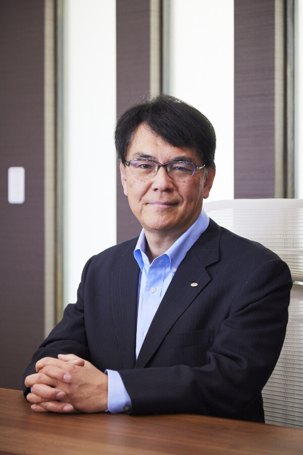 代表取缔役 岡町辰貴